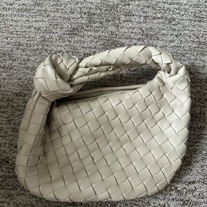 Elegant Cream Woven Leather Mini Purse